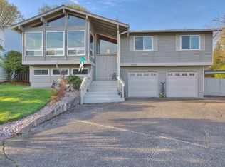 1002 S 286th Pl, Federal Way, WA 98003