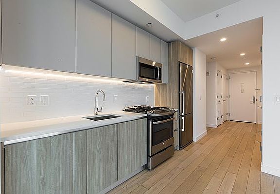 5th image of 42-20 24th St #43B