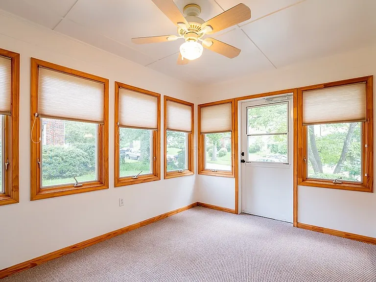 6400 Ruffin Rd — Photo 15