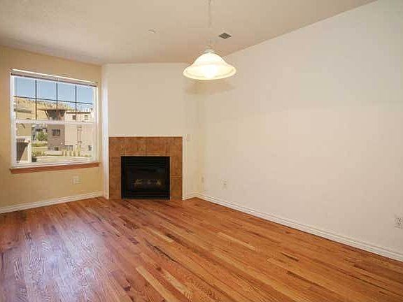 Dining & Auto Fireplace