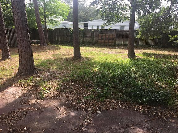 3rd image of 1016 Lake Palms Dr #1