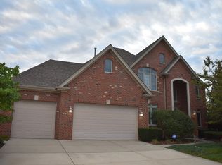 17208 Pointe Dr, Orland Park, IL