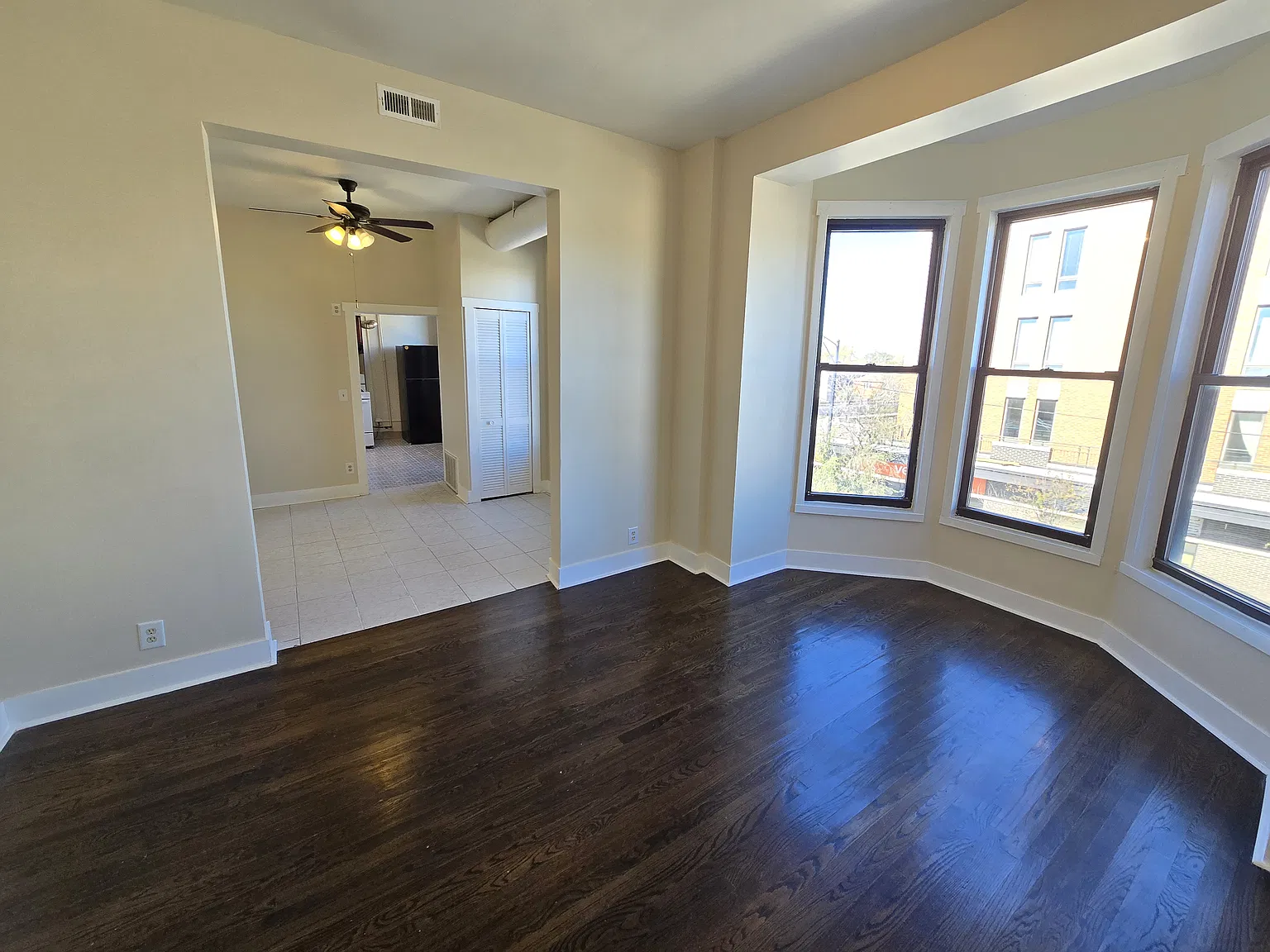 2 bed, 900 sqft, $1,700 — Photo 4