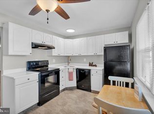 915 Silver Ct, Hamilton, NJ 08690
