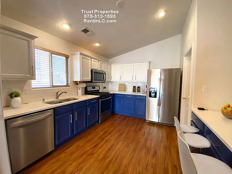 2542 Kentwood Ct — Photo 3