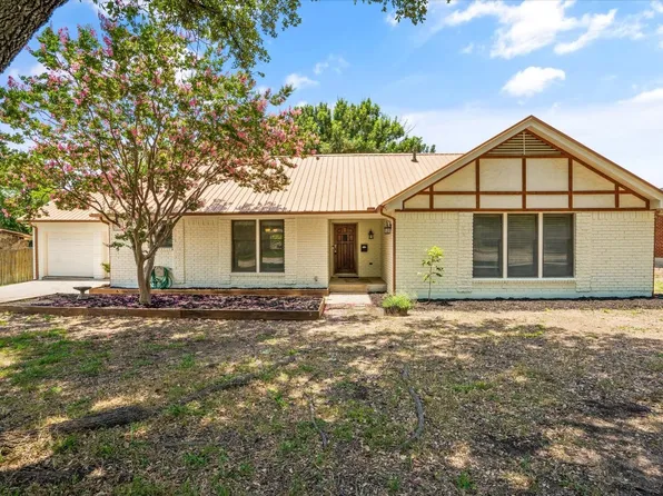 3515 Scruggs Dr, Richland Hills, TX 76118