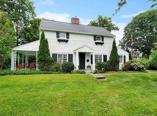 77 Wakeman Rd, Fairfield, CT 06824