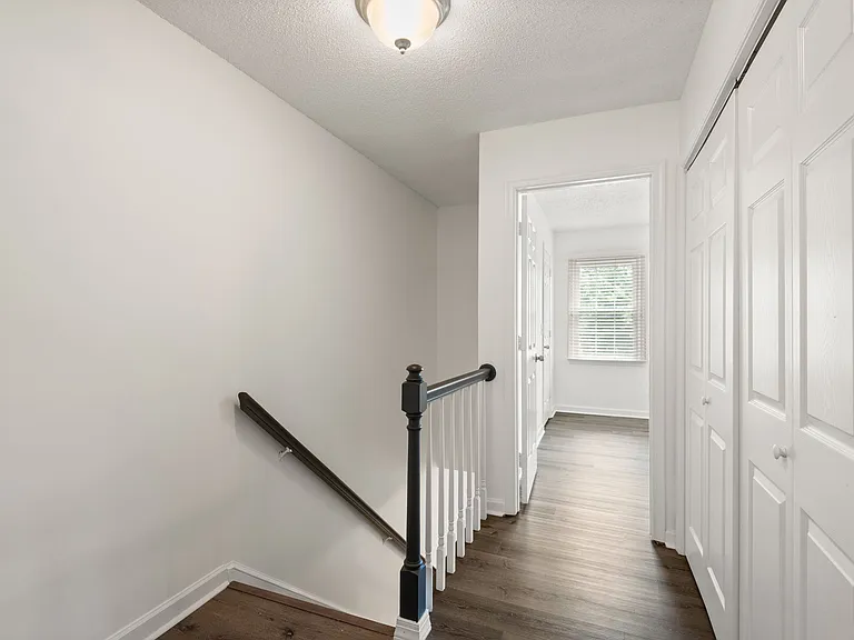 5018 Marigold Way — Photo 13