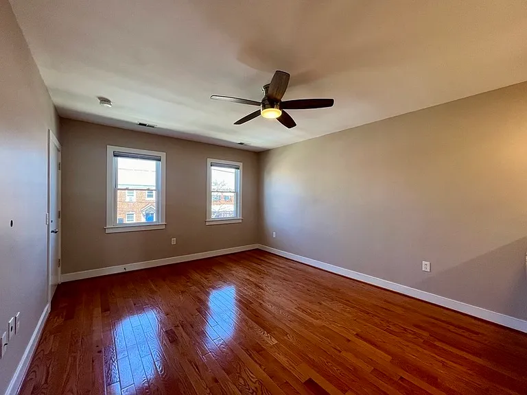 1353 Adams St NE #3 — Photo 9