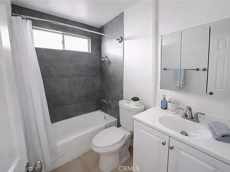 37111 Cathedral Canyon Dr #B — Photo 8