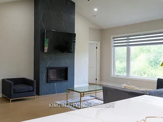 1043 Kettle Ct — Photo 21