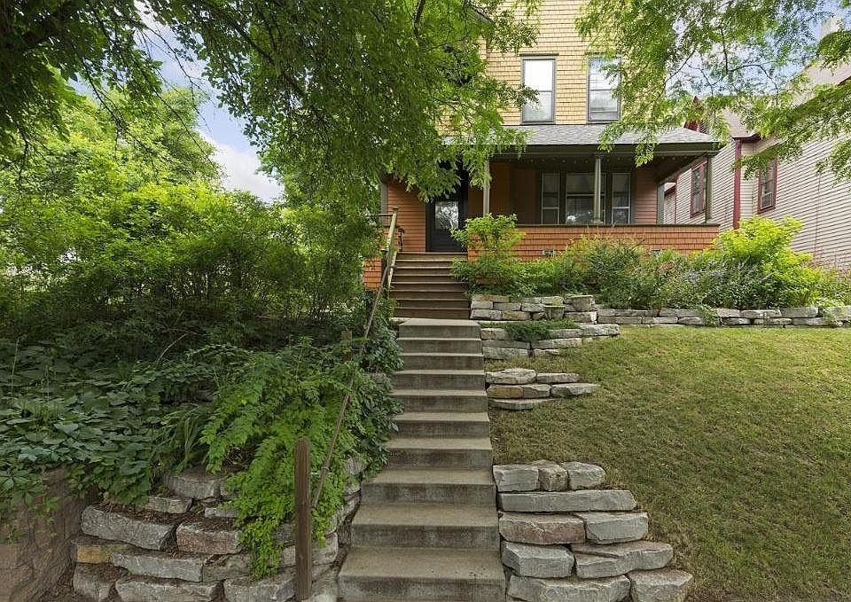 Front stairway to access home
