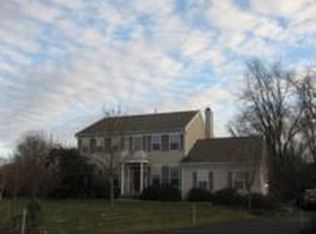 28 Wyckoff Pl, Franklin Park, NJ 08823