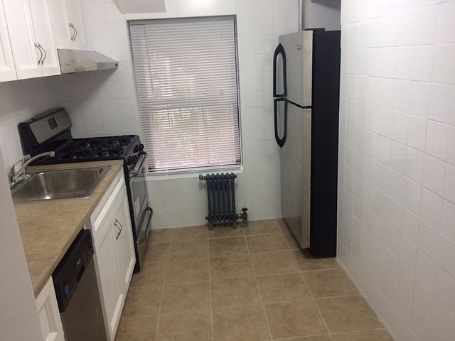 1st image of 48 Mulberry St APT 2B