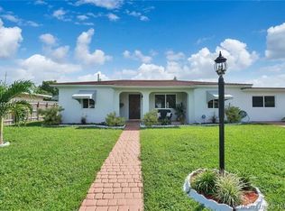 6850 SW 50th Ter, Miami, FL 33155