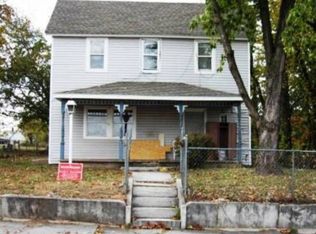 411 S McGregor St, Carthage, MO 64836