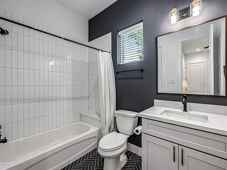 1508 Ryon St #B — Photo 6