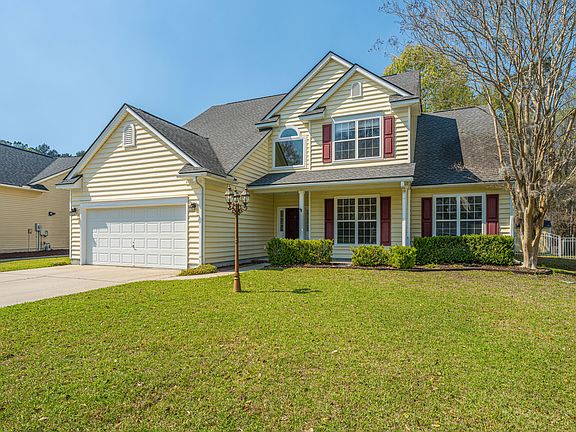 3rd image of 291 Cabrill Dr