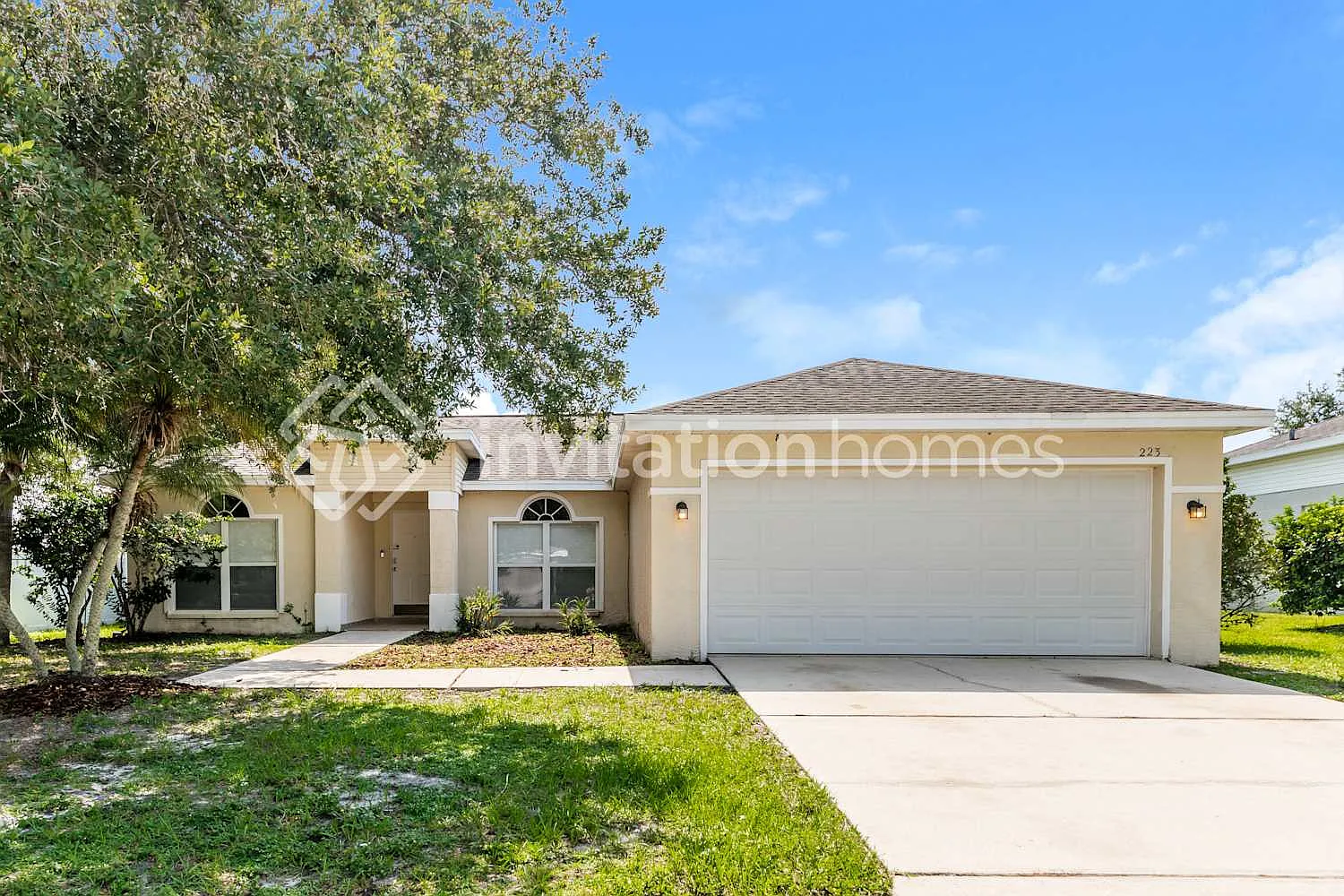 223 116th St E Bradenton, FL 34212 — Photo 1