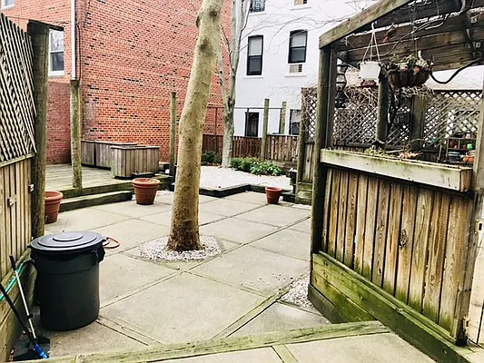 Rented by Owner | media 21