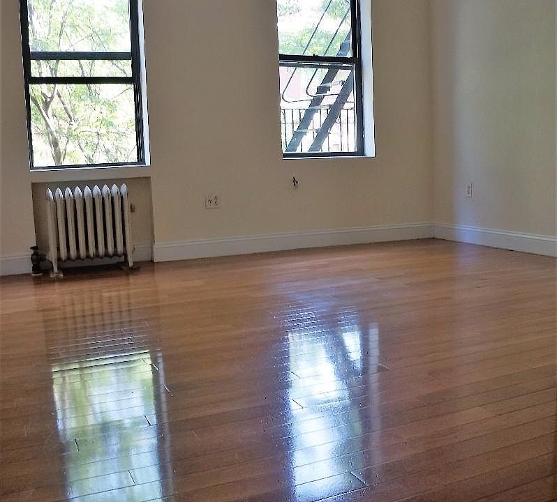 1st image of 556 W 141st St APT 3A