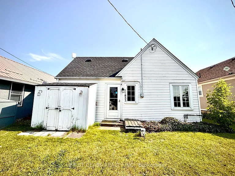 11853 Lakeshore Rd — Photo 2