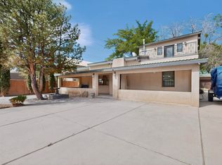 2115 Hollywood Ave NW, Albuquerque, NM 87104