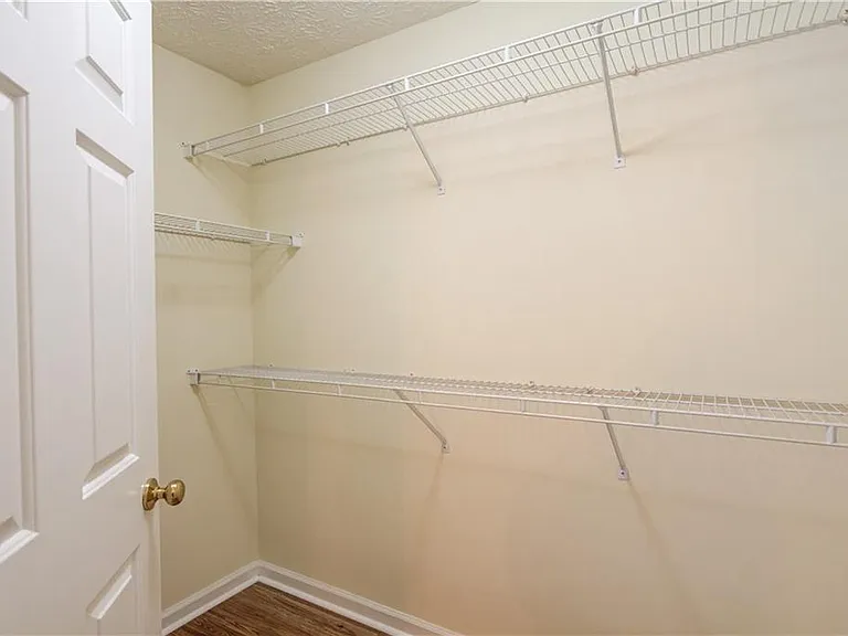 3924B Berwick Farm Dr — Photo 29