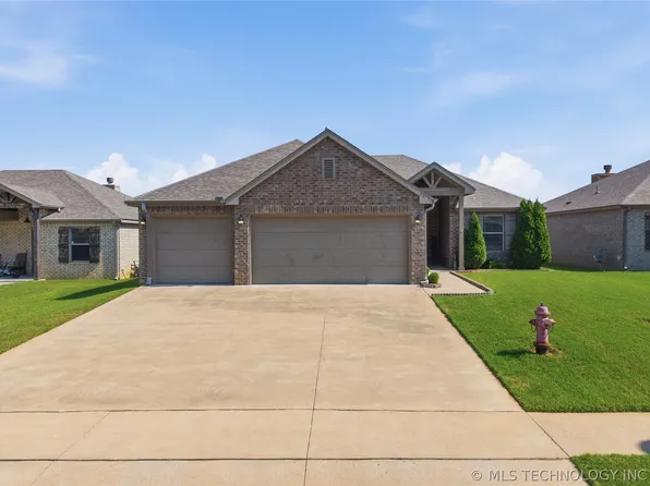 26795 E 143rd St S, Coweta, OK 74429