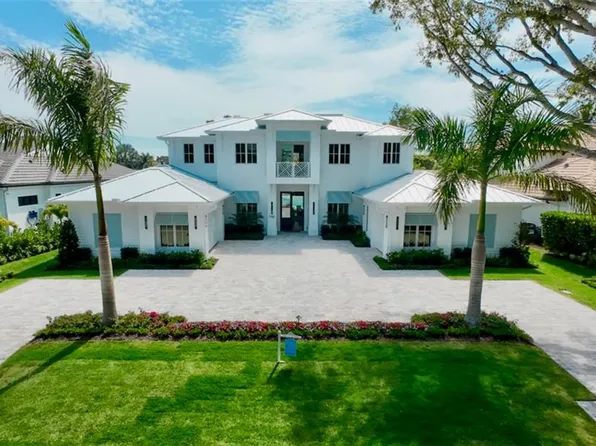 788 Riviera DR, NAPLES, FL 34103