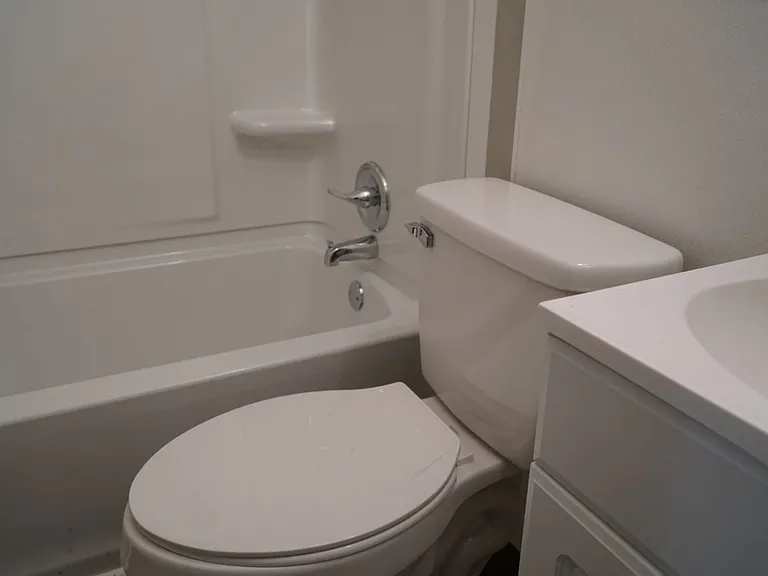 551 W Washington St — Photo 10