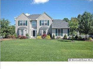 8 Sandcastle Ct, Jackson, NJ 08527