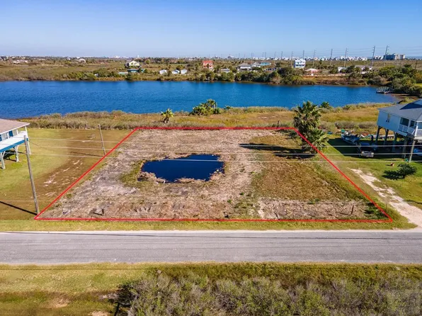 10 Mile Rd, Galveston, TX 77554