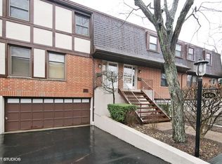1456 Glencoe Ave, Highland Park, IL 60035