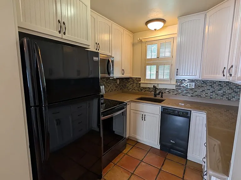 76 Marine St — Photo 15