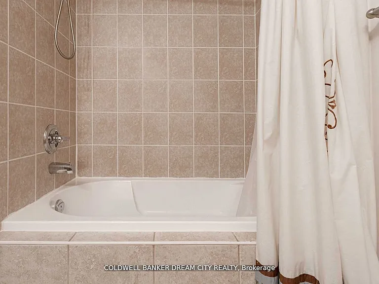 37 Stoyell Dr — Photo 24