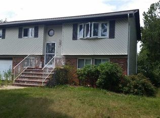 229 Vanderbilt Ave, Brentwood, NY 11717