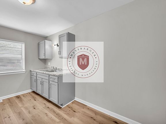 2nd image of 1022 N 9th St #1