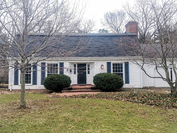2nd image of 4094 Ruxton Ln