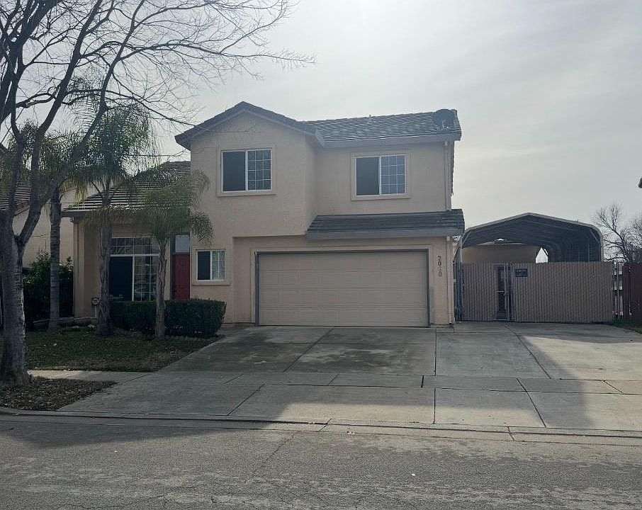 1st image of 2060 Woodland Dr