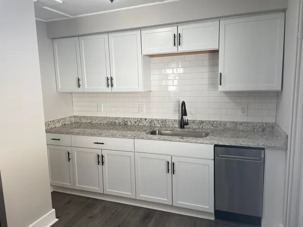 255 Pinehurst Ave, Rensselaer, NY 12144