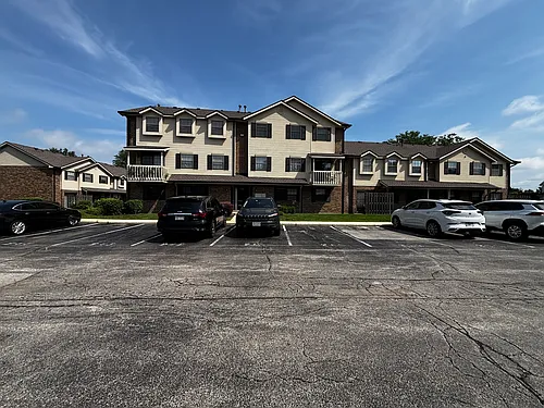 353 S Whispering Hills Dr #B Photo 1