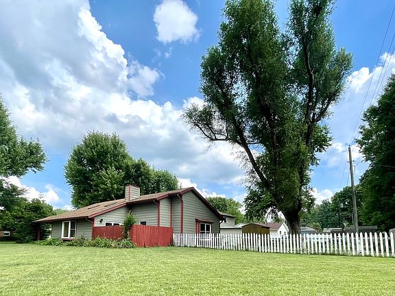 4th image of 4801 W Riverbend Dr