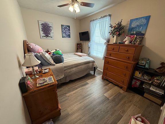 5th image of 11040 Manchester Rd #301