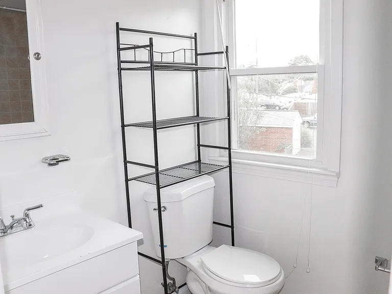 Upstairs bathroom