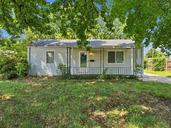 253 N Nelson Ave, Haysville, KS 67060