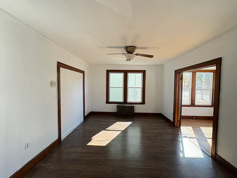 273 Peck Ave — Photo 5