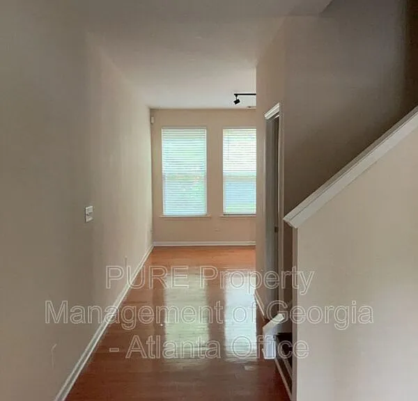 278 Parc View Ln — Photo 3