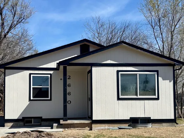 2660 W Esthner Ave, Wichita, KS 67213