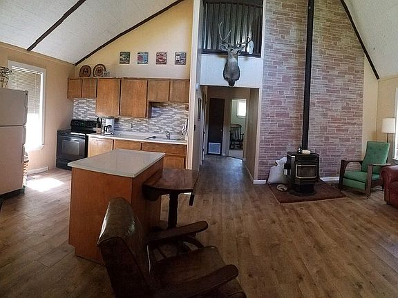 LR & kitchen